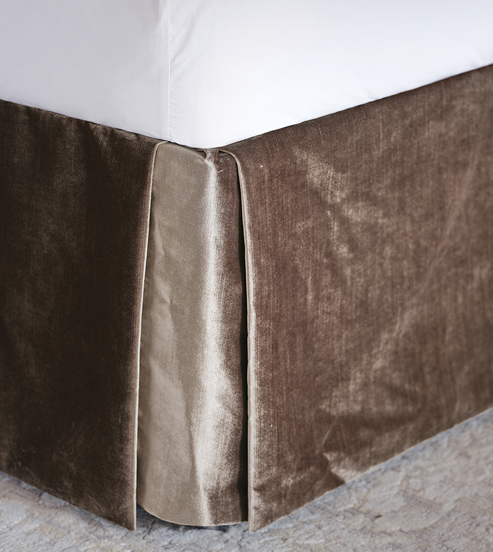 Silvio Velvet Bed Skirt