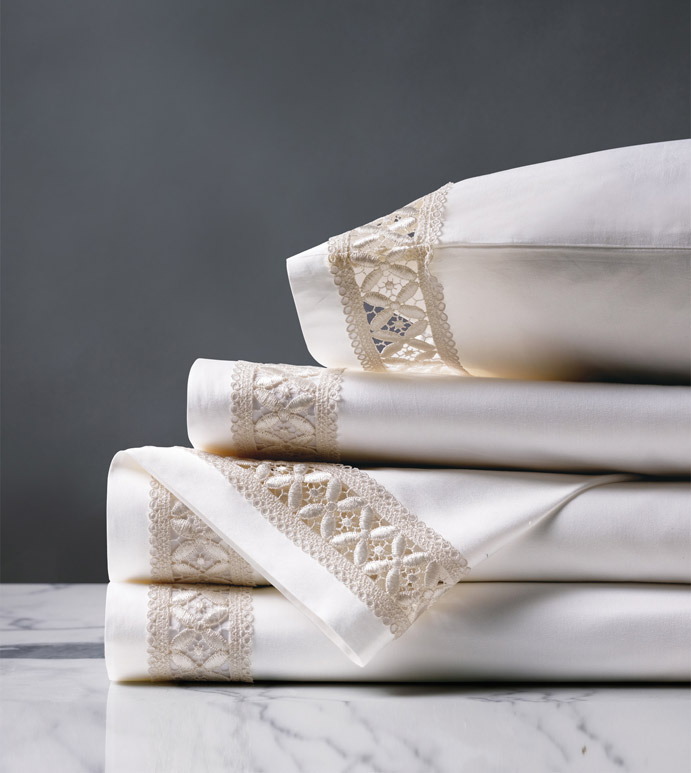 Juliet Lace Sheet Set in White/Ivory