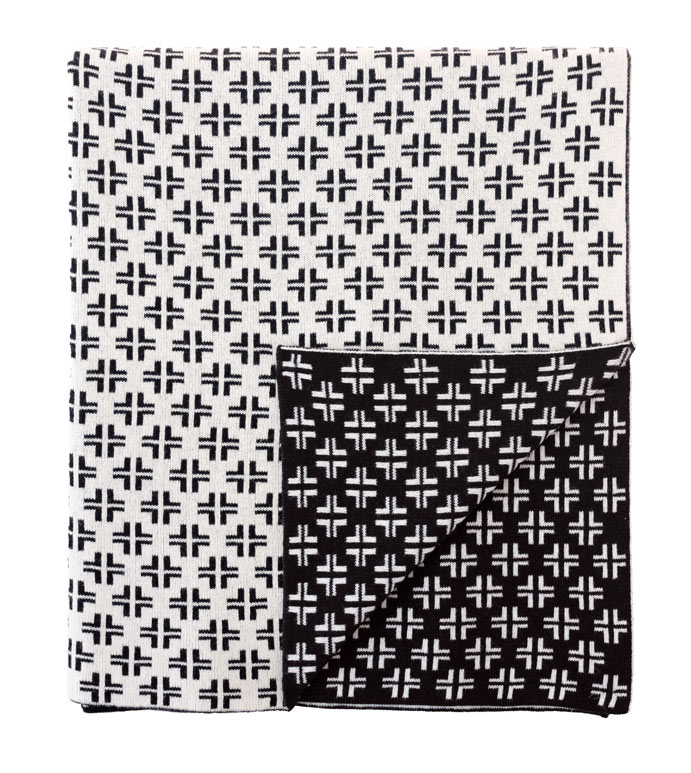 Lennon Criss-Cross Knit Throw In Black